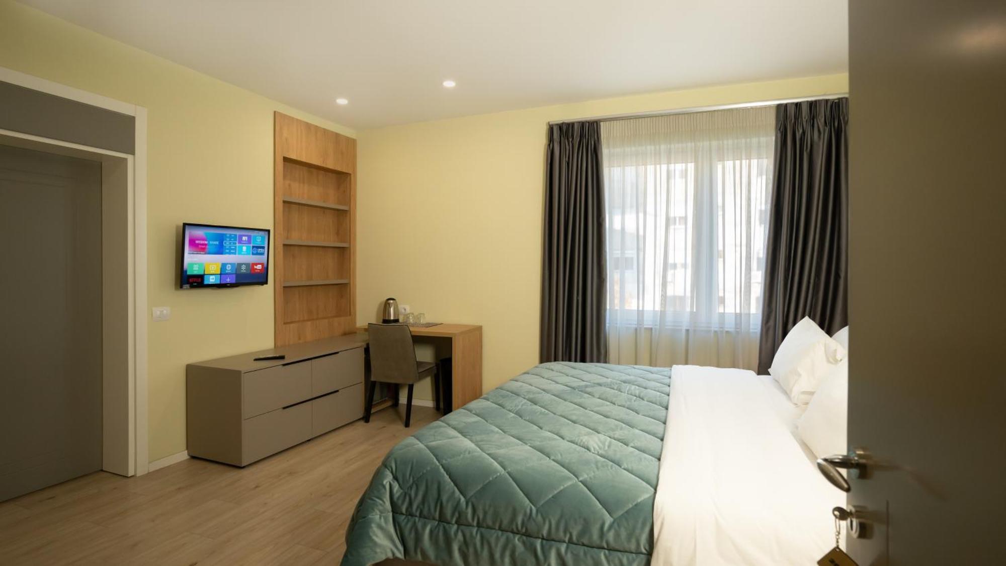 F&M Hotel 2 تيرانا المظهر الخارجي الصورة